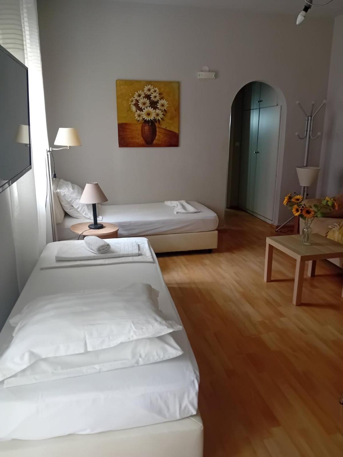 Mary'S Place Stalis Екстер'єр фото